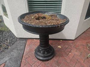 lot 71 image: Black Pedestal Planter Bowl with Decorative Base