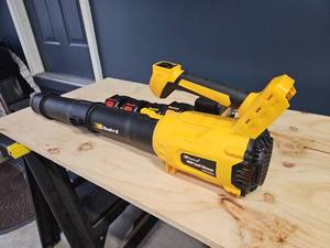 lot 3153 image: 20V Leaf Blower with Batteries and Charger