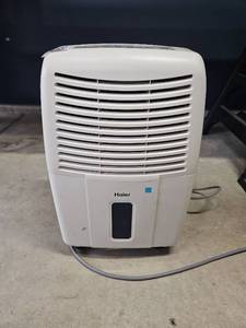 lot 3158 image: Haier Dehumidifier
