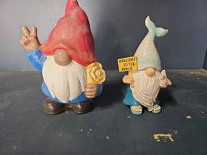 lot 3174 image: Gnome Outdoor Statues  9-10