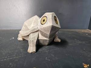 lot 3183 image: Solar Turtle 11