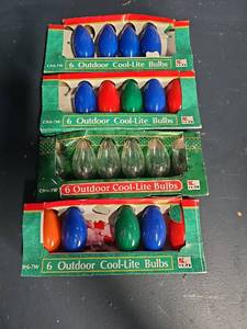 lot 3187 image: C-9 Outdoor Christmas  Bulbs