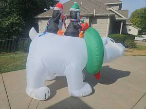 lot 3203 image: Inflatable Holiday Penguin and Polar Bear Display Huge