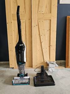 lot 3217 image: BISSELL Crosswave Corssmax Carpet Cleaner Upright