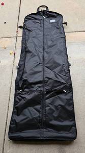 lot 10109 image: Appears New Garment Bag Travel Luggage Black