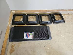 lot 10160 image: Adjustable Step Platform and Power Bands Kit