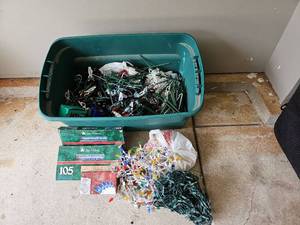 lot 10169 image: HUGE Lot Christmas Lights