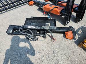 lot 7057 image: Captok Mini Skid Steer Log Splitter  CK-MLS59