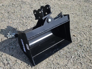 lot 7132 image: CAPTOK 24inch Tilting Bucket For Excavator&nbsp