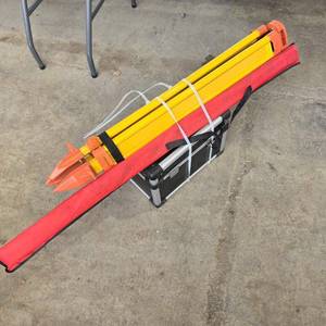 lot 7158 image: Captok Professional Surveying Equipment Set with Hard Case  Laser Leveler