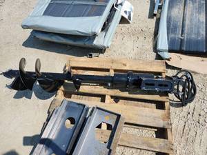 lot 7247 image: Captok Excavator Auger  Fits 1-2 Ton&nbsp