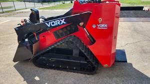 lot 1501 image: Vorx Skid Steer Loader  NL750  No auxiliary Hydraulic controls