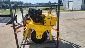 lot 1532 image: Vorx Single-Drum Vibratory Roller  NL700
