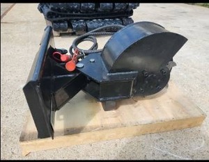 lot 1547 image: Vorx Mini Skid Steer Stump Grinder  NL414