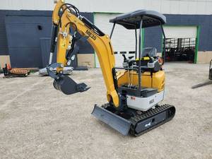 lot 326 image: SDLANCH ME 20  Yanmar Engine  Mini Excavator