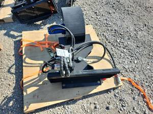 lot 1548 image: Vorx Mini Skid Steer Stump Grinder  NL414