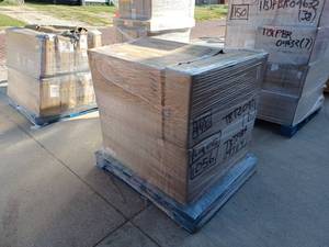 lot 39411 image: Pallet Of Miscellaneous Trinity Items