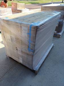 lot 39422 image: Pallet Of Miscellaneous Trinity Items