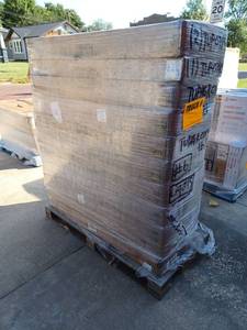lot 39424 image: Pallet Of Miscellaneous Trinity Items