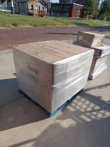 lot 39425 image: Pallet of Miscellaneous Trinity Items