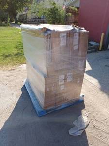 lot 39428 image: Pallet of Miscellaneous Trinity Items
