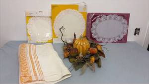lot 359 image: Tablecloth, wreath, ceramic pumpkin and three paper doilies