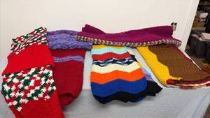 lot 371 image: Misc table runners or small lap warmers