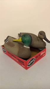 lot 398 image: Duck decoys