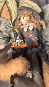 lot 418 image: Vintage Country Bunny Dolls and Witch