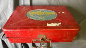 lot 466 image: The Constructioneer Metal Building Set
