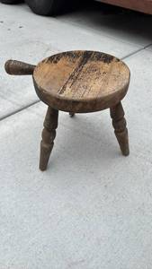 lot 491 image: Vintage Milk Stool