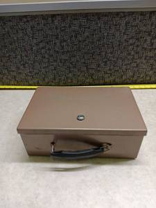 lot 1051 image: Brown Metal Security Cash Box with Lock - Key Not Included