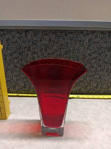 lot 1105 image: Red Glass Vase Trapezoid Shape