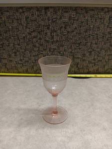 lot 1112 image: Pink Depression Glass Wine Goblet w Etched Band