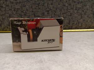 lot 1117 image: Kitchen Royale Knife Sharpener