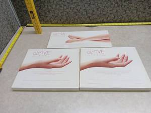 lot 1120 image: GLOVE Enhanced Paraffin Wax Hand & Foot Treatment