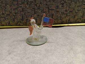lot 1129 image: Glass Angel Figurine with American Flag