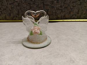 lot 1148 image: Decorative Glass Angel with Pink Rose and Wings