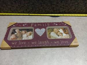 lot 1164 image: Family Photo Frame w Two 4x6 Photo Windows