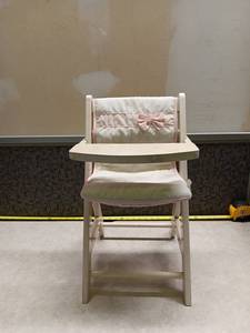 lot 1179 image: Wooden Baby High Chair w Pink Padded Seat