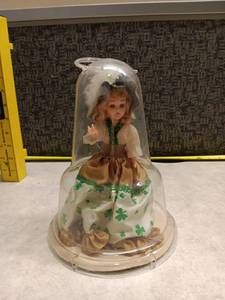 lot 1185 image: Vintage Doll in Bell Dome Display Case w Shamrock Dress
