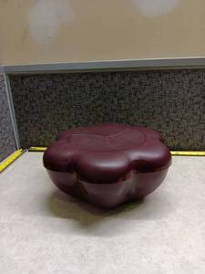 lot 1198 image: Tupperware Microwave Steamer Bowl Set with Lids