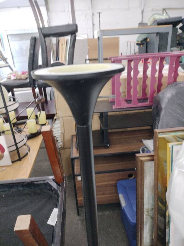 lot 63049 image: 72-inch matte black torchiere floor lamp without Shade