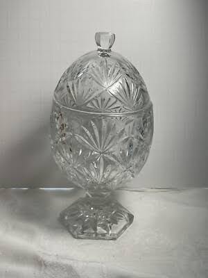 lot 61032 image: vintage egg-shaped pedestal candy dish