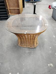 lot 20933 image: vintage coastal bohemian woven wicker and rattan pedestal accent table