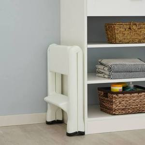lot 20968 image: white Rubbermaid EZ Step Folding 2-Step Stool