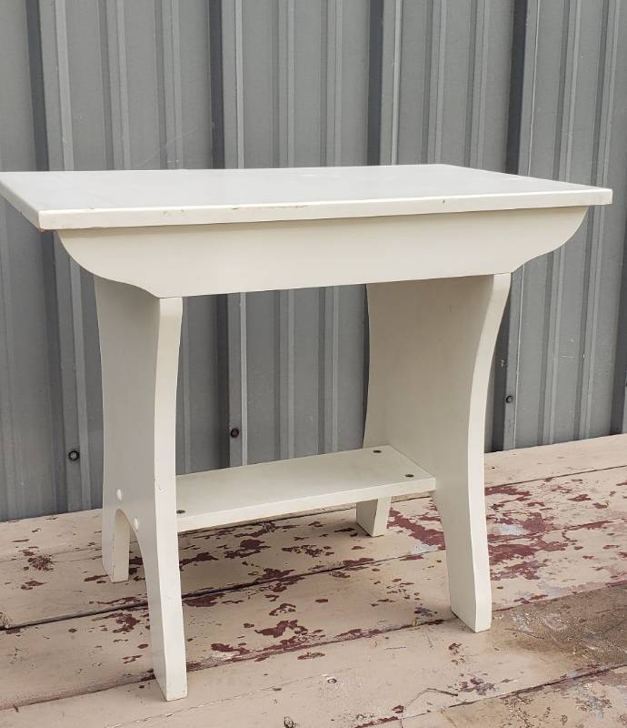 lot 10 image: White Wood Bench - 22in L x 13in W x 18.5in T