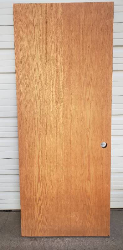 lot 86 image: Wood Solid Core Interior Door - 80in T x 32in W x 1.75in Thick