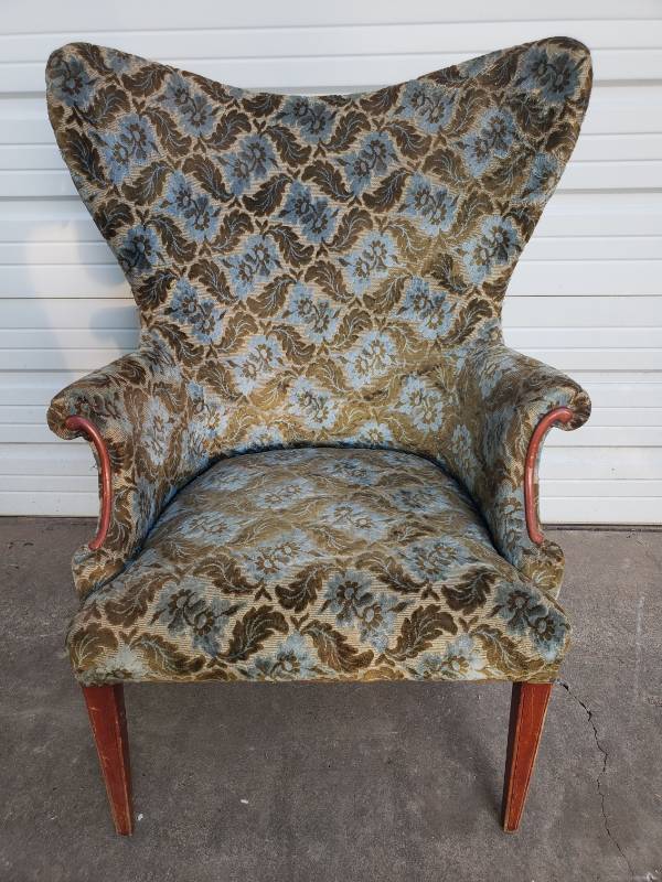 lot 151 image: Vintage 1940s American Butterfly Wing Back Arm Chair with BlueGreen Floral Raised Brocade Pattern Upholstery & Bent Wood Arm Trim - 33in W x 30in D x 44in Tall Back