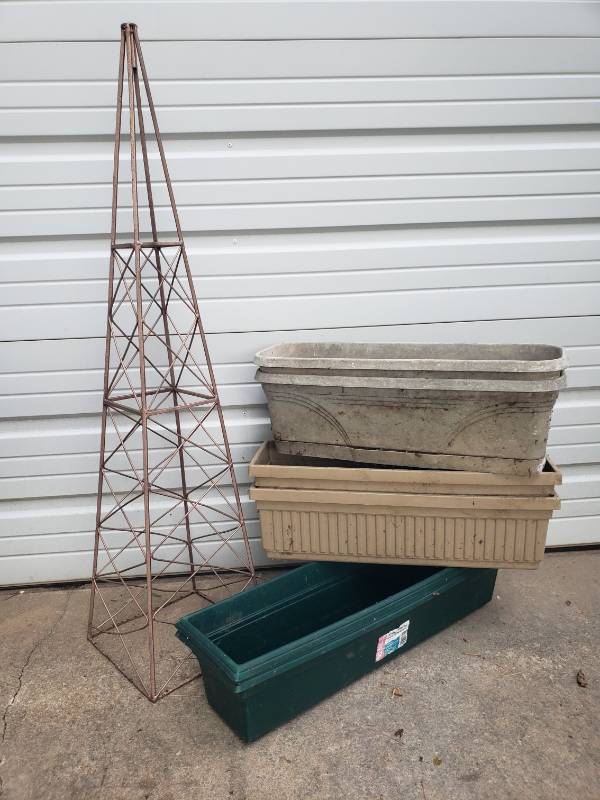 lot 19 image: Metal Oil Derrick Design Garden Spire and 6 Long Flower Box Planters - 2ea of 3 Designs - Longest is 29in L